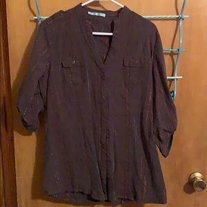 Brown 3/4 sleeve button up shirt